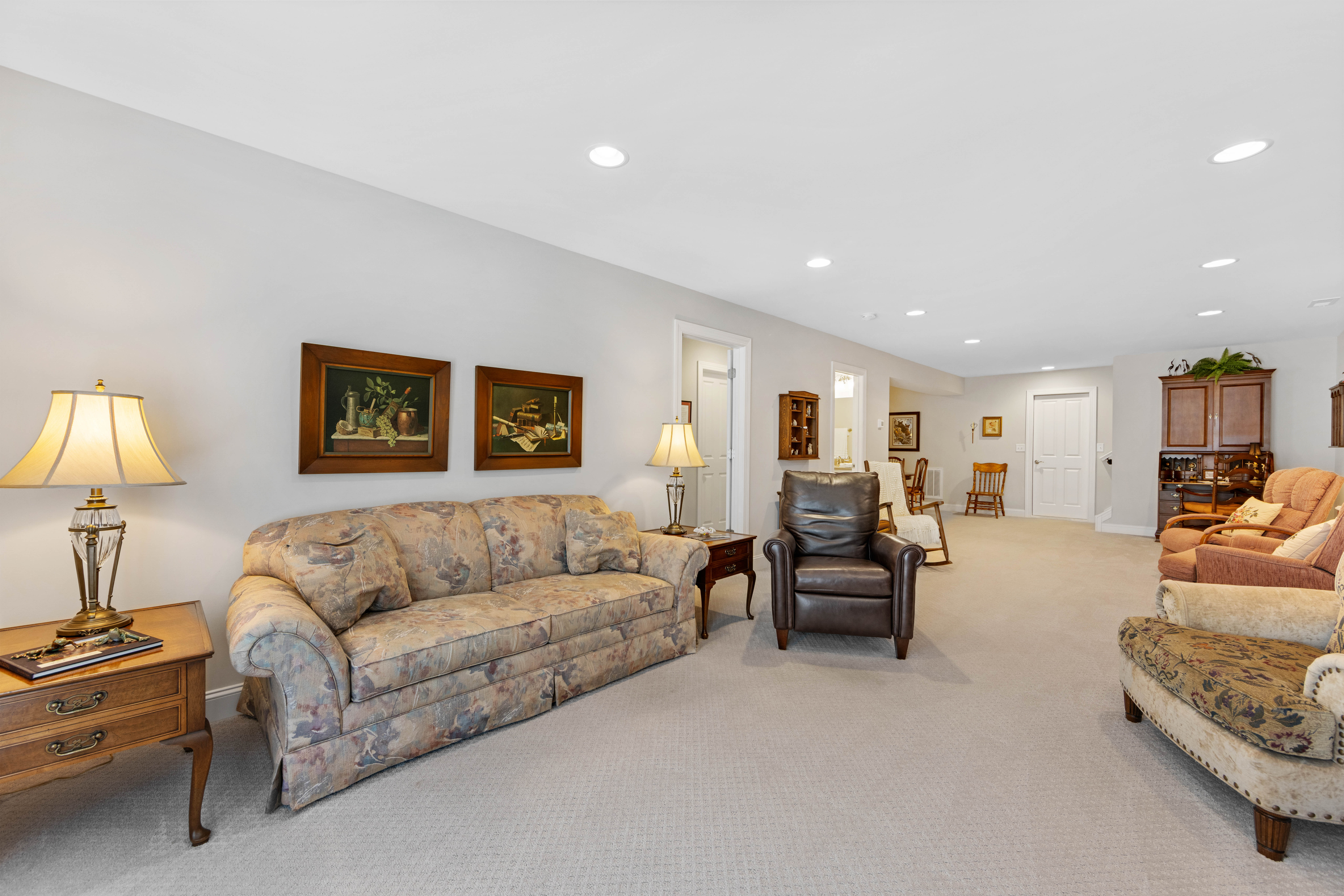 Cornelius, North Carolina, 28031, United States, 3 Bedrooms Bedrooms, ,3 BathroomsBathrooms,Residential,For Sale,1908056