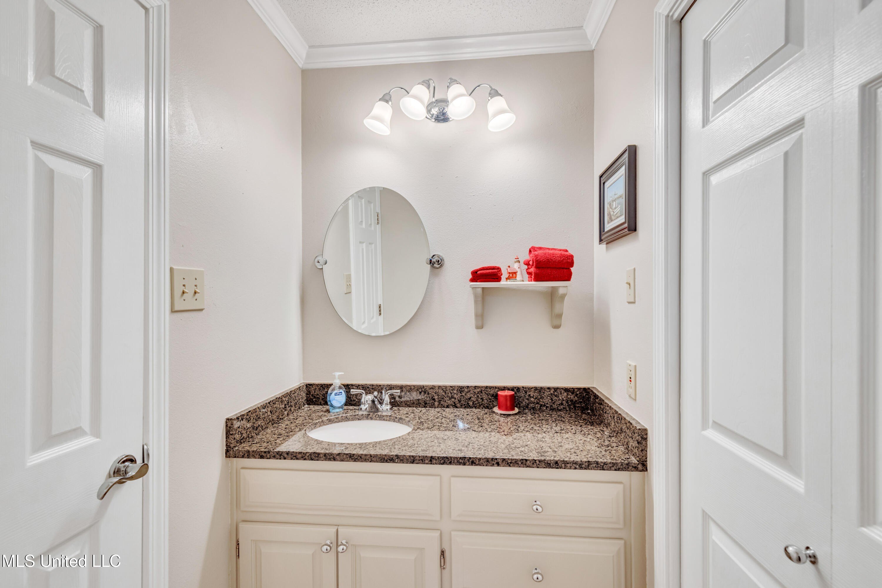 Waveland, Mississippi, 39576, United States, 3 Bedrooms Bedrooms, ,3 BathroomsBathrooms,Residential,For Sale,1942689