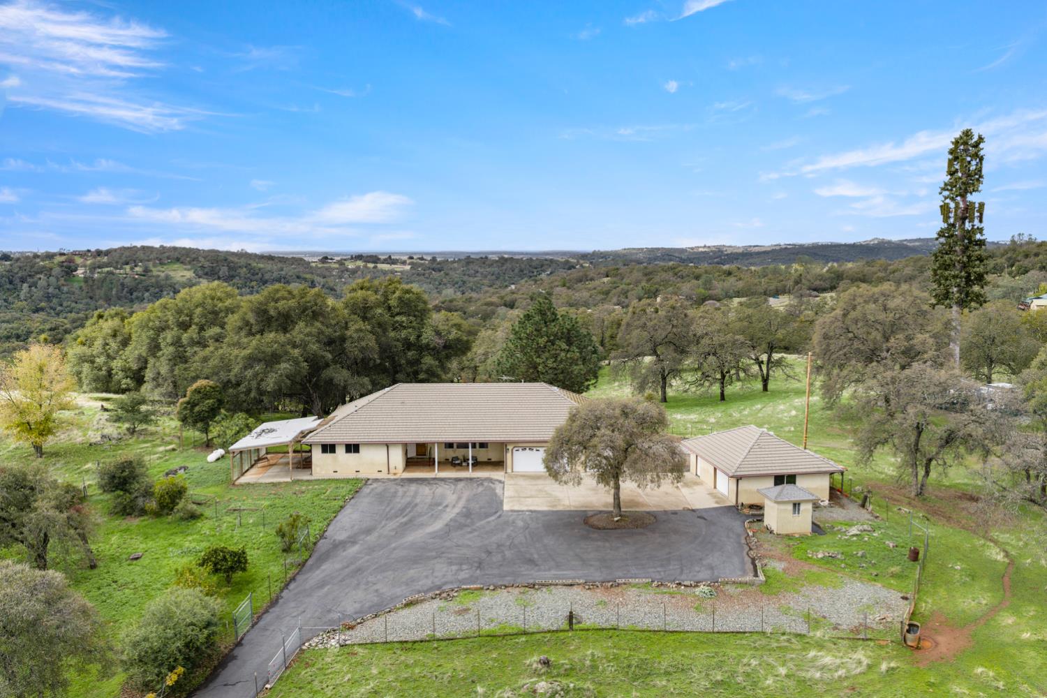 Shingle Springs, California, 95682, United States, 3 Bedrooms Bedrooms, ,3 BathroomsBathrooms,Residential,For Sale,1997420