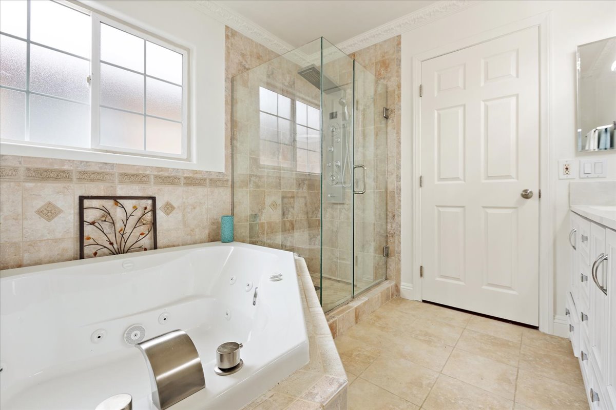 Cerritos, California, 90703, United States, 6 Bedrooms Bedrooms, ,5 BathroomsBathrooms,Residential,For Sale,2048783