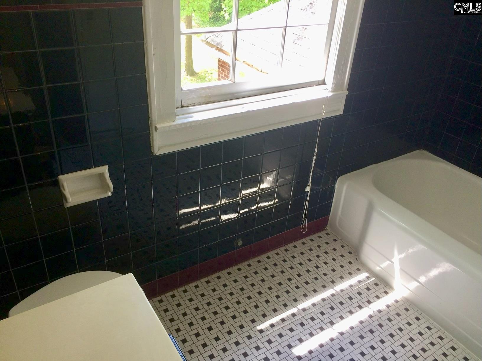 Columbia, South Carolina, 29205, United States, ,3 BathroomsBathrooms,Residential,For Sale,1958512