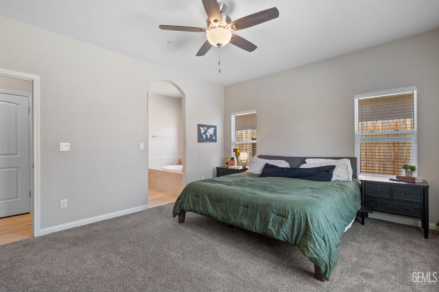 Bakersfield, California, 93314, United States, 5 Bedrooms Bedrooms, ,3 BathroomsBathrooms,Residential,For Sale,1821031