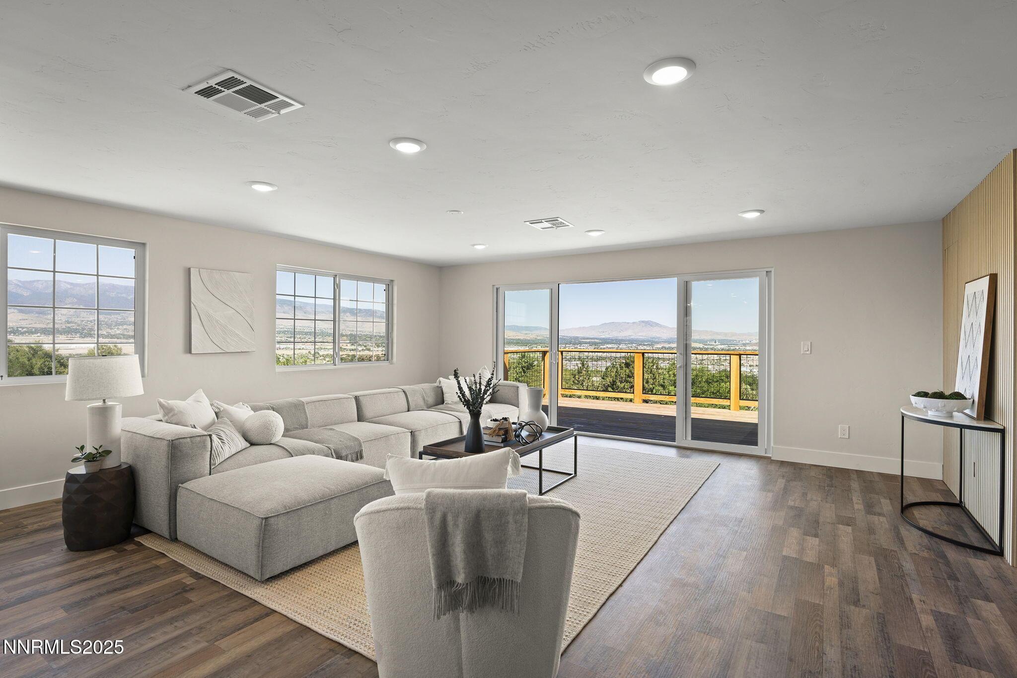 Reno, Nevada, 89521, United States, 3 Bedrooms Bedrooms, ,3 BathroomsBathrooms,Residential,For Sale,1988290