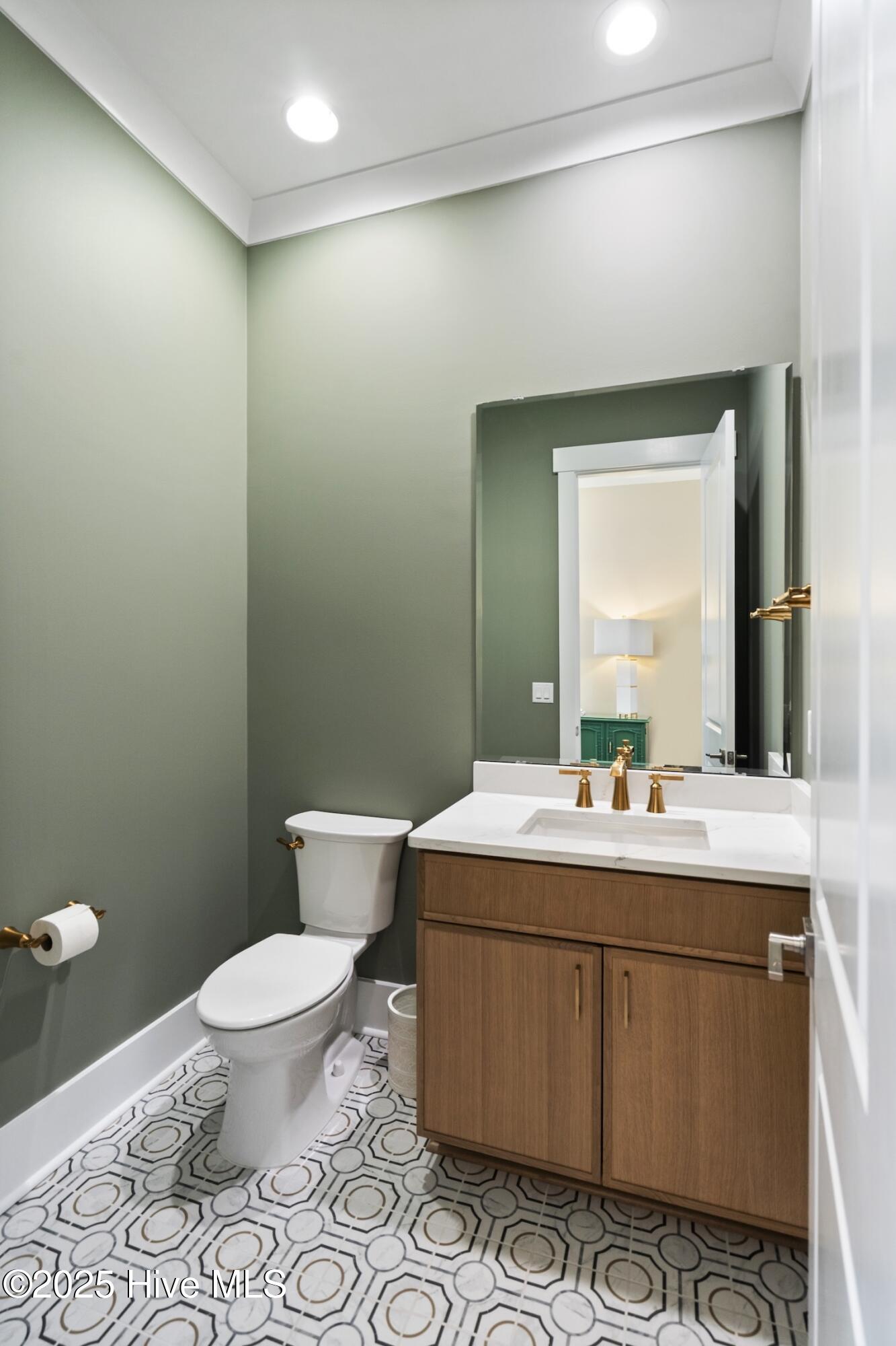 Wilmington, North Carolina, 28412, United States, 4 Bedrooms Bedrooms, ,4 BathroomsBathrooms,Residential,For Sale,1940432