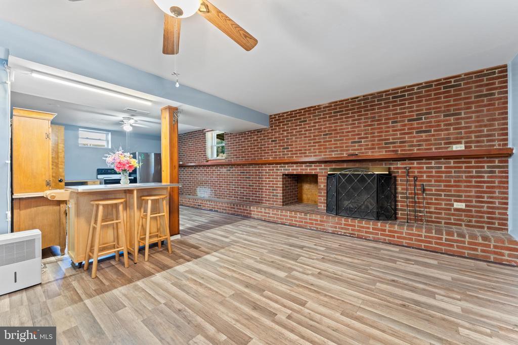 Fredericksburg, Virginia, 22407, United States, 5 Bedrooms Bedrooms, ,3 BathroomsBathrooms,Residential,For Sale,1925388