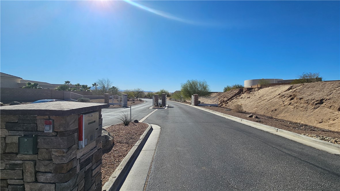 Lake Havasu, Arizona, 86404, United States, 3 Bedrooms Bedrooms, ,2 BathroomsBathrooms,Residential,For Sale,1956180