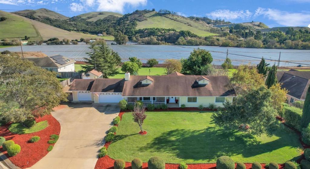 Salinas, California, 93907, United States, 3 Bedrooms Bedrooms, ,3 BathroomsBathrooms,Residential,For Sale,2000331