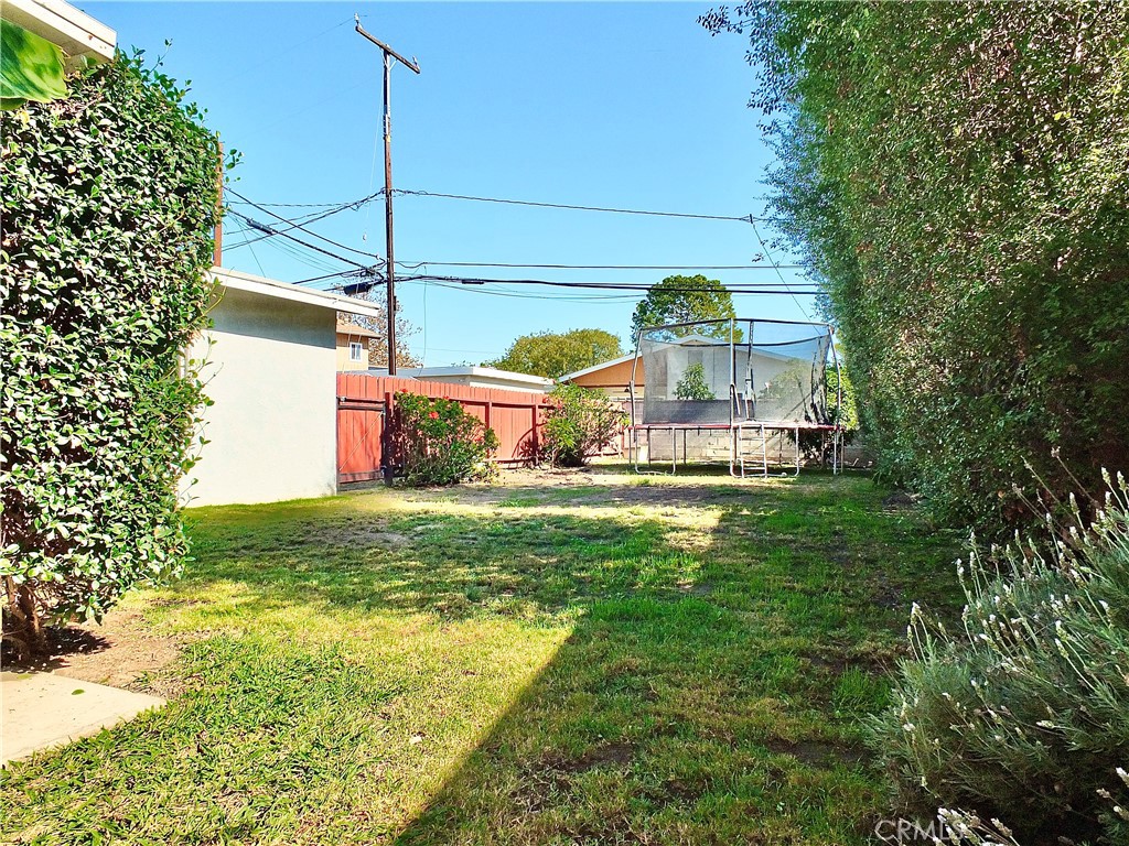 Long Beach, California, 90815, United States, 3 Bedrooms Bedrooms, ,1 BathroomBathrooms,Residential,For Sale,1987991