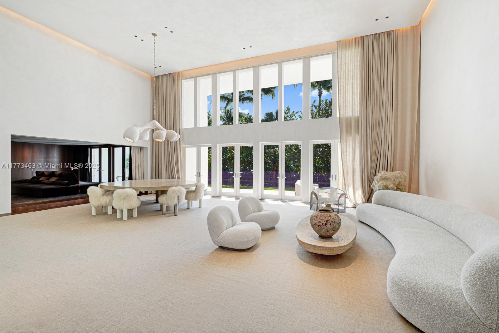 Miami Beach, Florida, 33140, United States, 6 Bedrooms Bedrooms, ,7 BathroomsBathrooms,Residential,For Sale,1759763