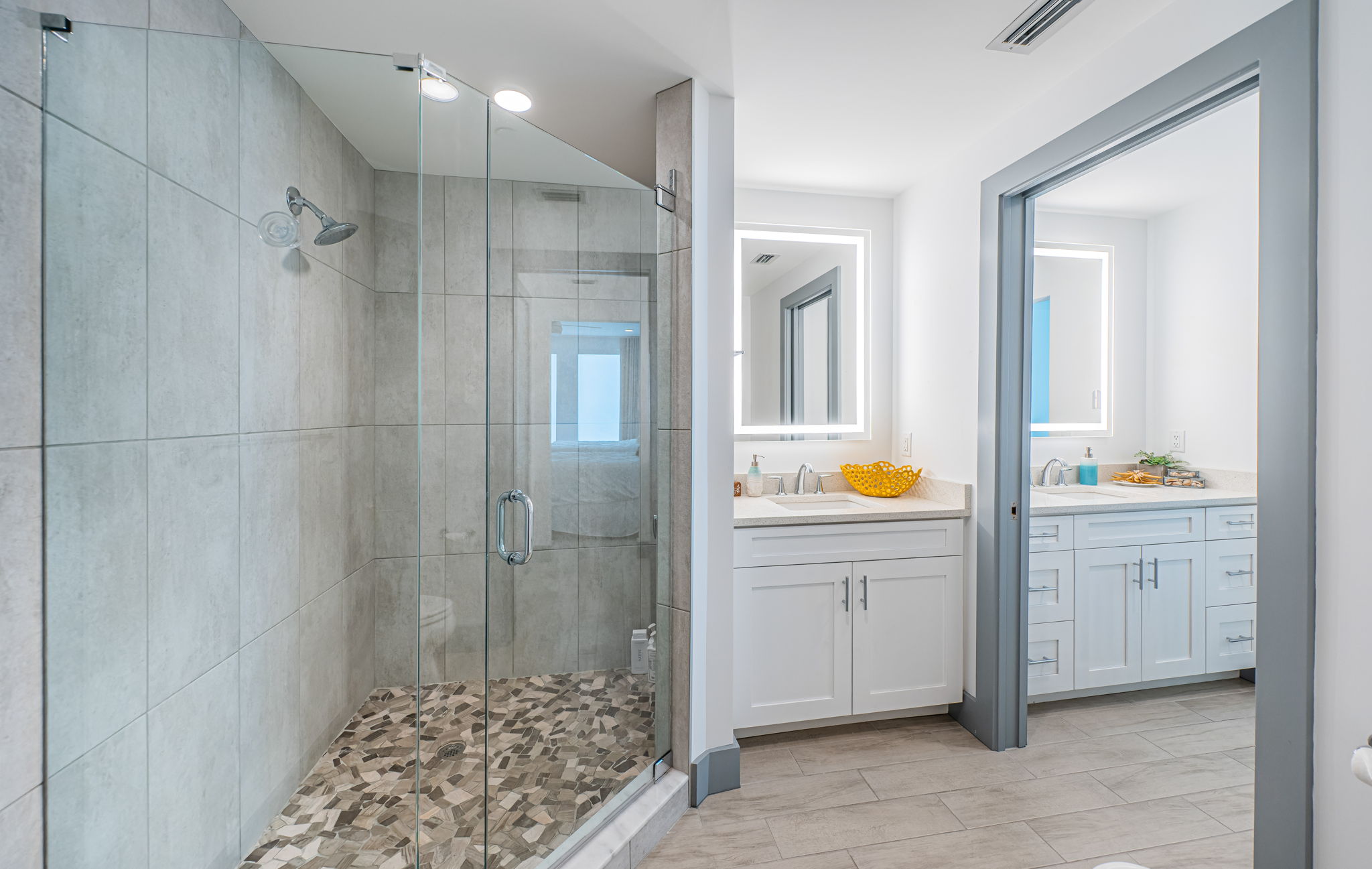 Indian Shores, Florida, 33785, United States, 43 Bedrooms Bedrooms, ,1 BathroomBathrooms,Residential,For Sale,1978851