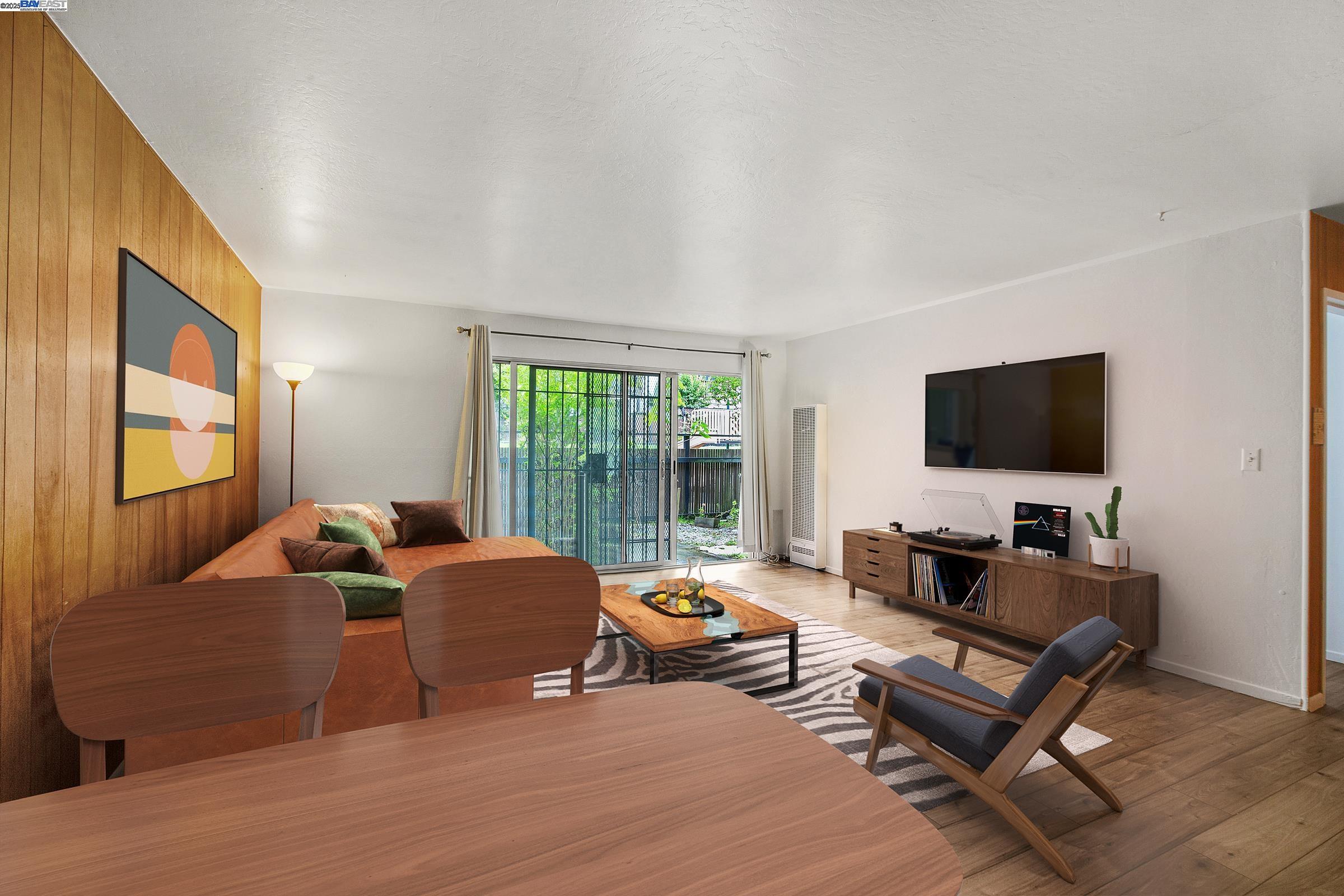 San Francisco, California, 94115, United States, 3 Bedrooms Bedrooms, ,2 BathroomsBathrooms,Residential,For Sale,1925638