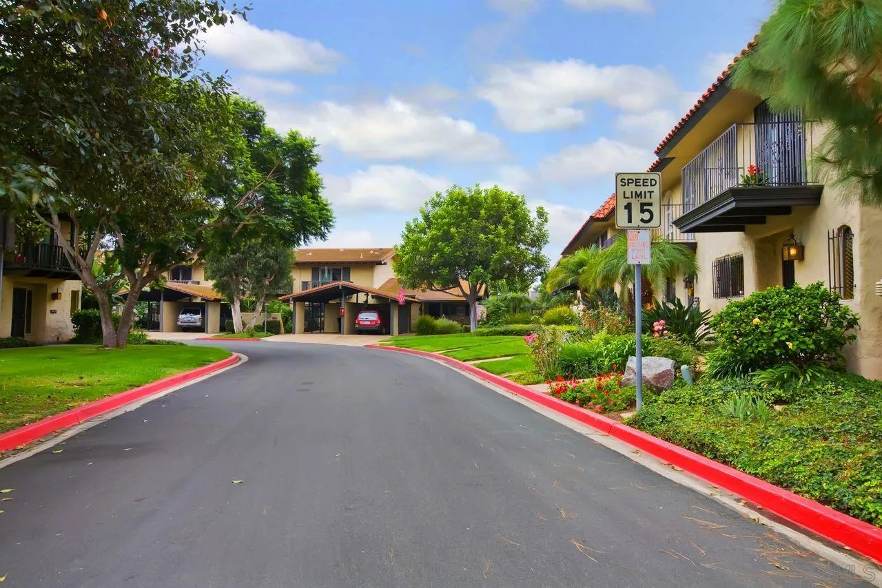 San Diego, California, 92110, United States, 4 Bedrooms Bedrooms, ,3 BathroomsBathrooms,Residential,For Sale,1940951