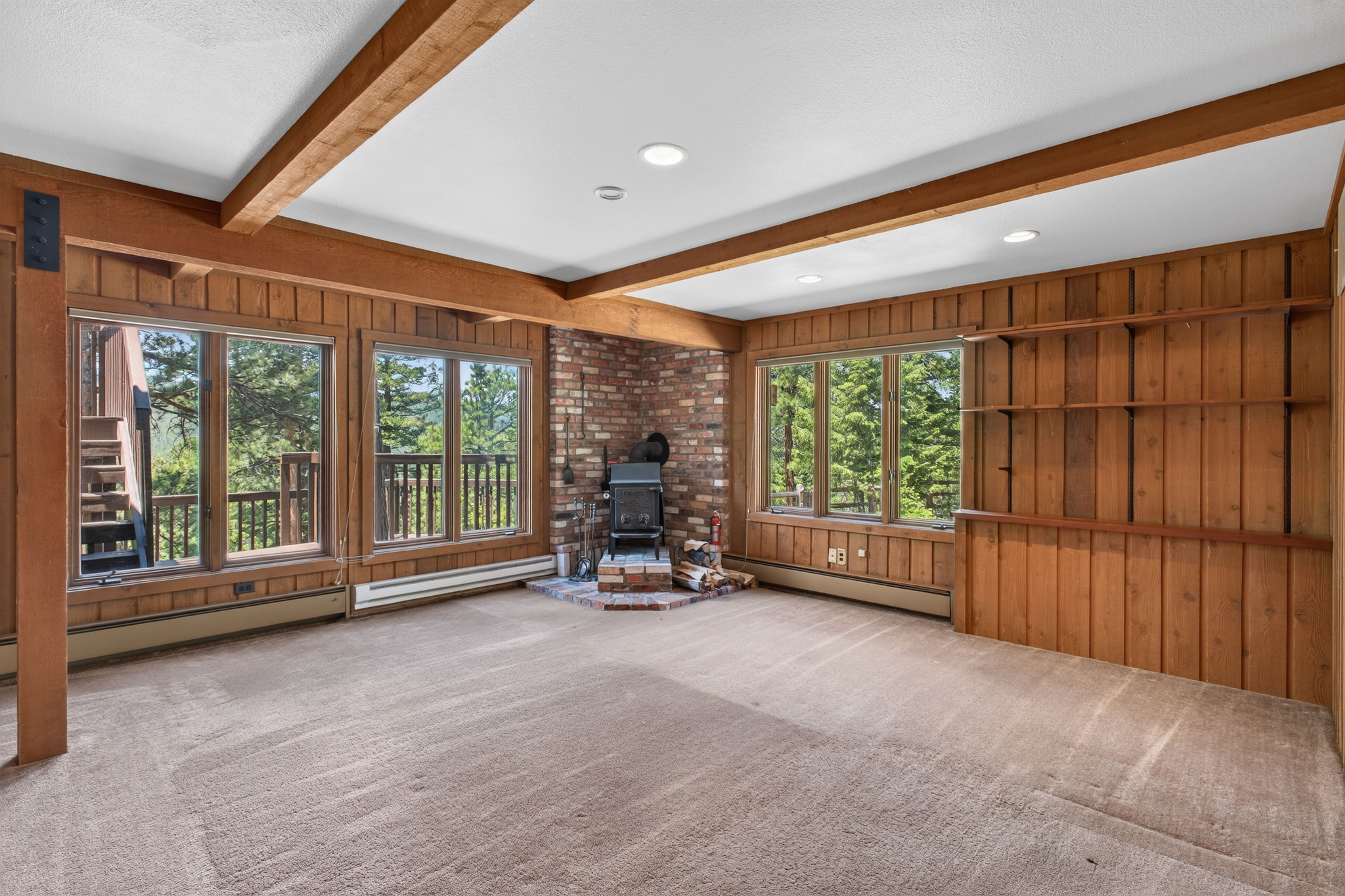  Custom Build with Sweeping Views - 物件實景