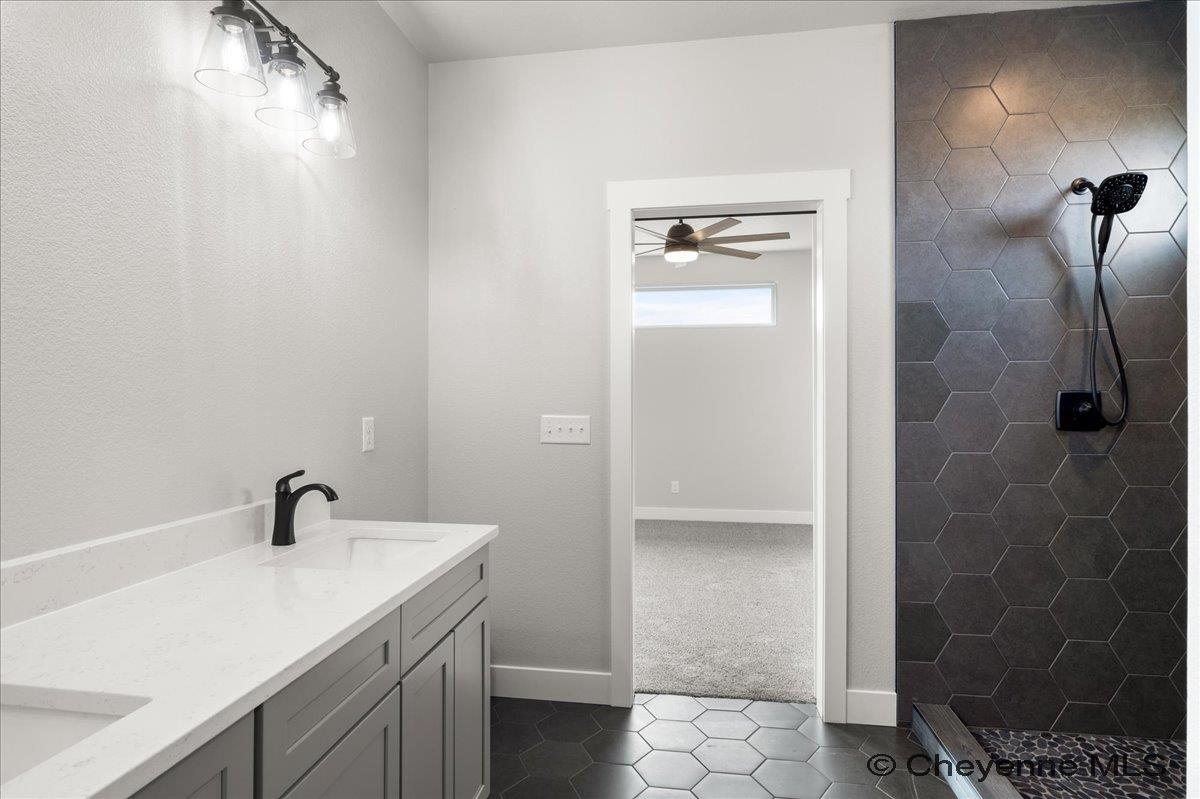 Granite Canon, Wyoming, 82054, United States, 4 Bedrooms Bedrooms, ,3 BathroomsBathrooms,Residential,For Sale,1786029