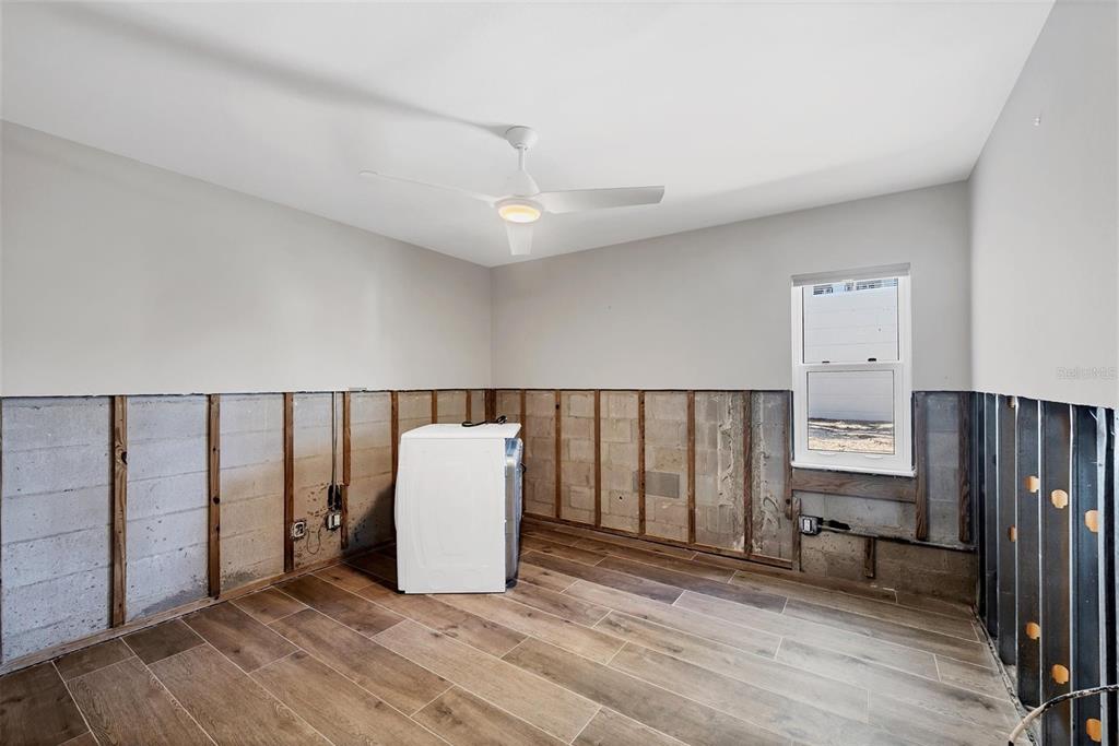 Sarasota, Florida, 34236, United States, 2 Bedrooms Bedrooms, ,2 BathroomsBathrooms,Residential,For Sale,1743454