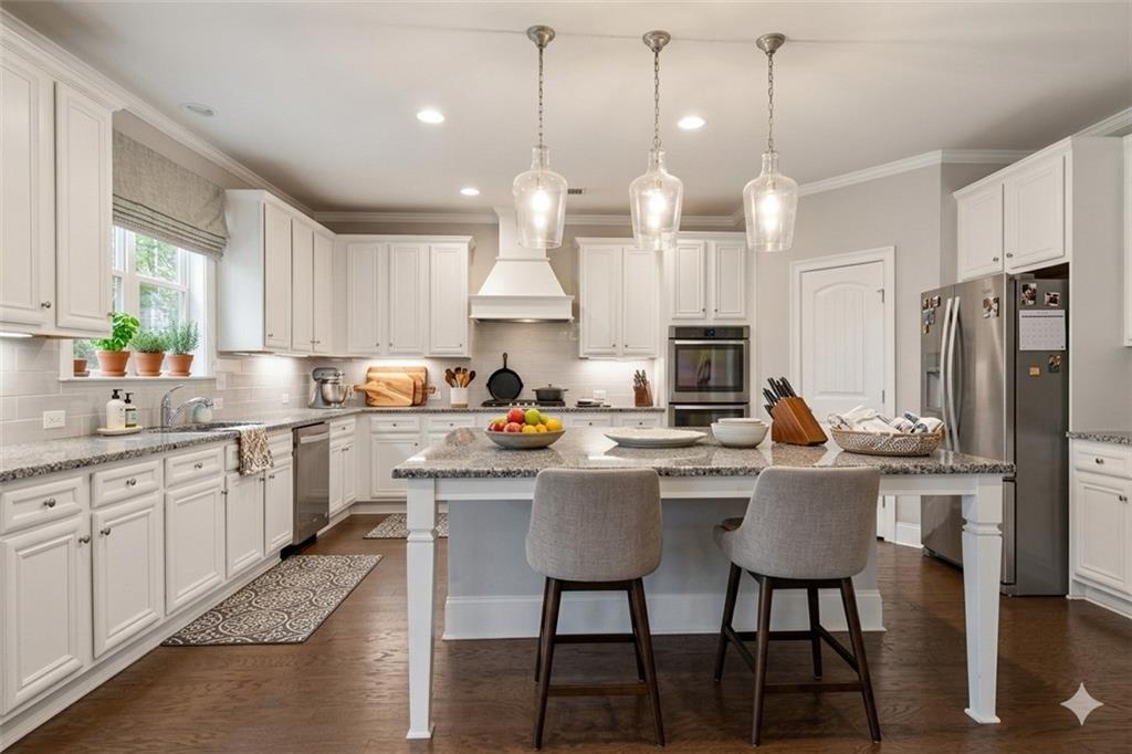 Alpharetta, Georgia, 30004, United States, 5 Bedrooms Bedrooms, ,4 BathroomsBathrooms,Residential,For Sale,2030303