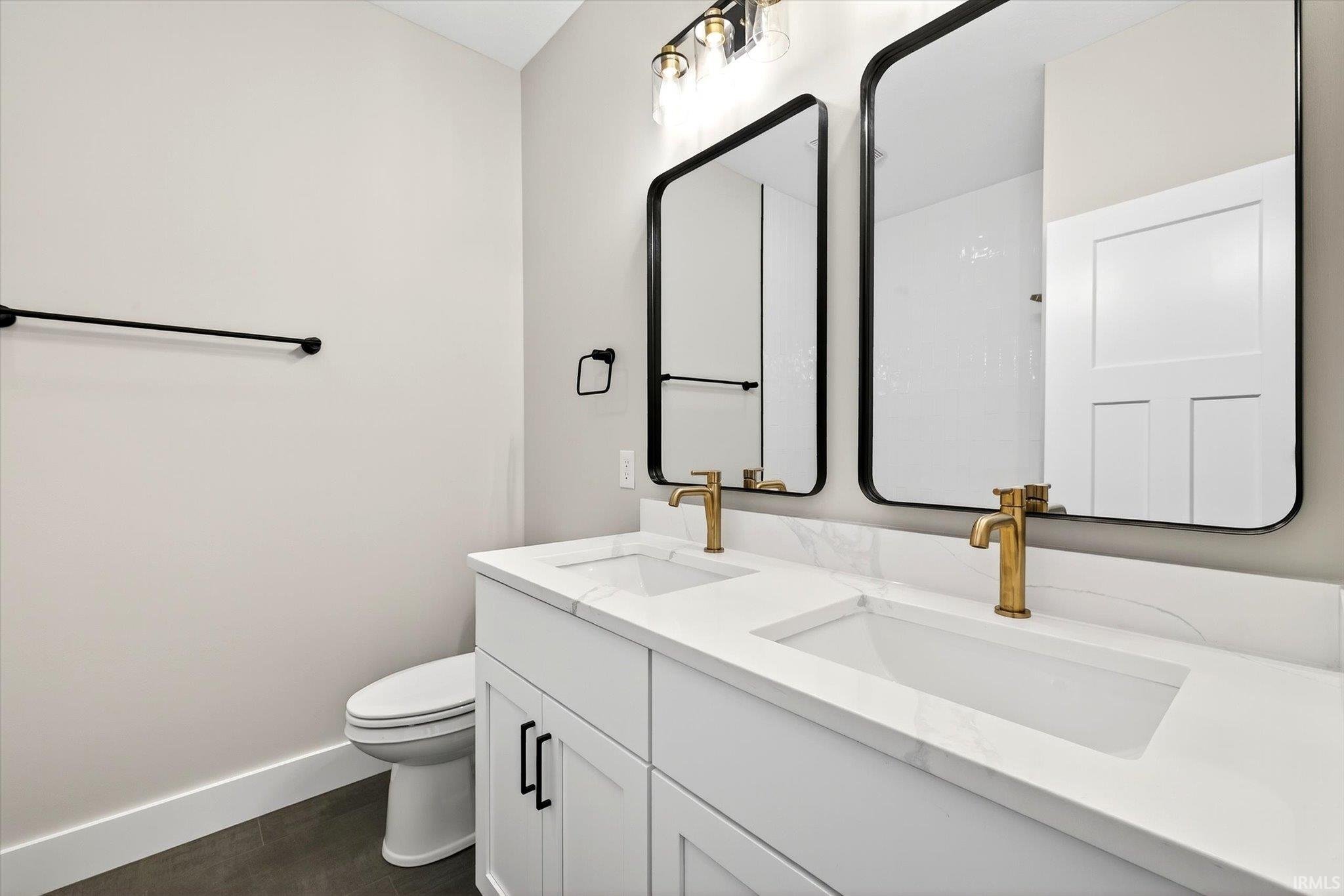 Bloomington, Indiana, 47401, United States, 5 Bedrooms Bedrooms, ,3 BathroomsBathrooms,Residential,For Sale,1987422