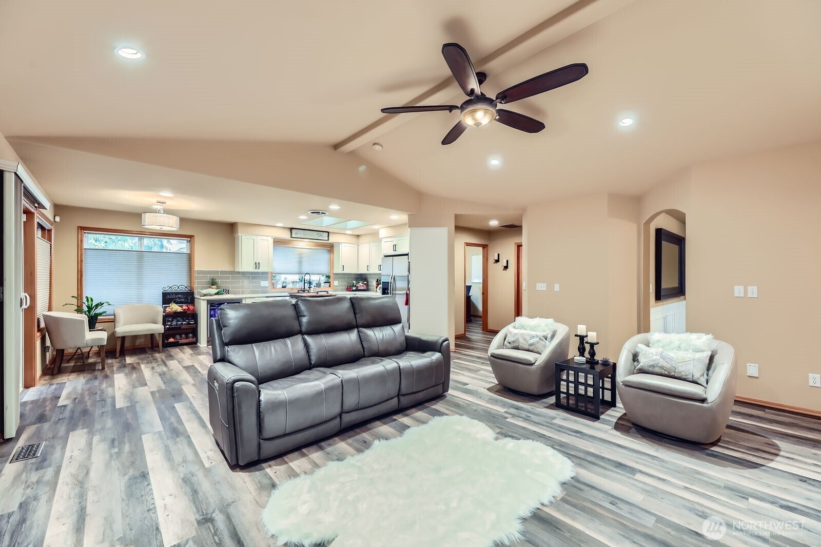 Mill Creek, Washington, 98012, United States, 3 Bedrooms Bedrooms, ,3 BathroomsBathrooms,Residential,For Sale,1792032