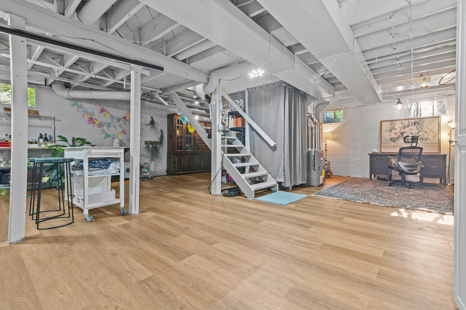 Ann Arbor, Michigan, 48103, United States, 4 Bedrooms Bedrooms, ,3 BathroomsBathrooms,Residential,For Sale,1991262