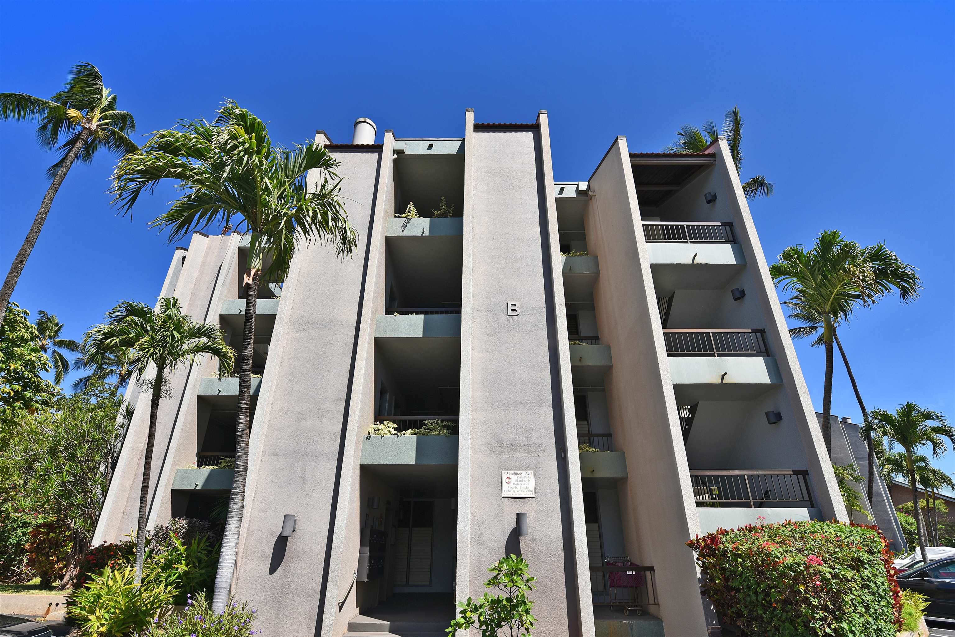 Lahaina, Hawaii, 96761, United States, 1 Bedroom Bedrooms, ,1 BathroomBathrooms,Residential,For Sale,1891036