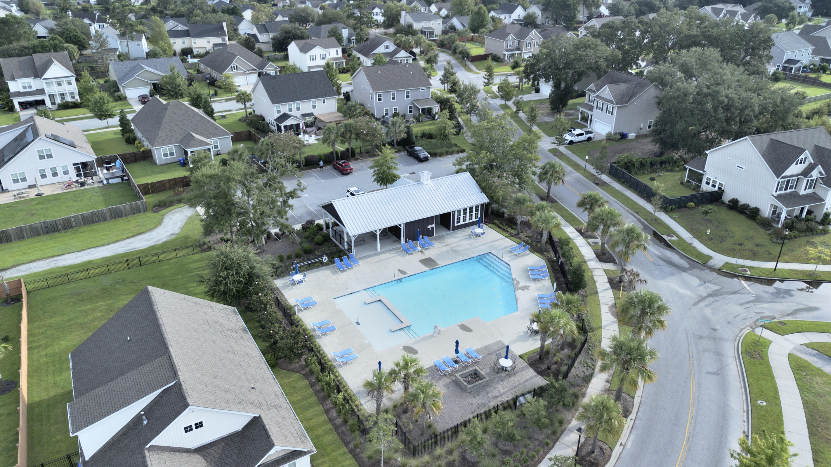 Johns Island, South Carolina, 29455, United States, 4 Bedrooms Bedrooms, ,2 BathroomsBathrooms,Residential,For Sale,1932477
