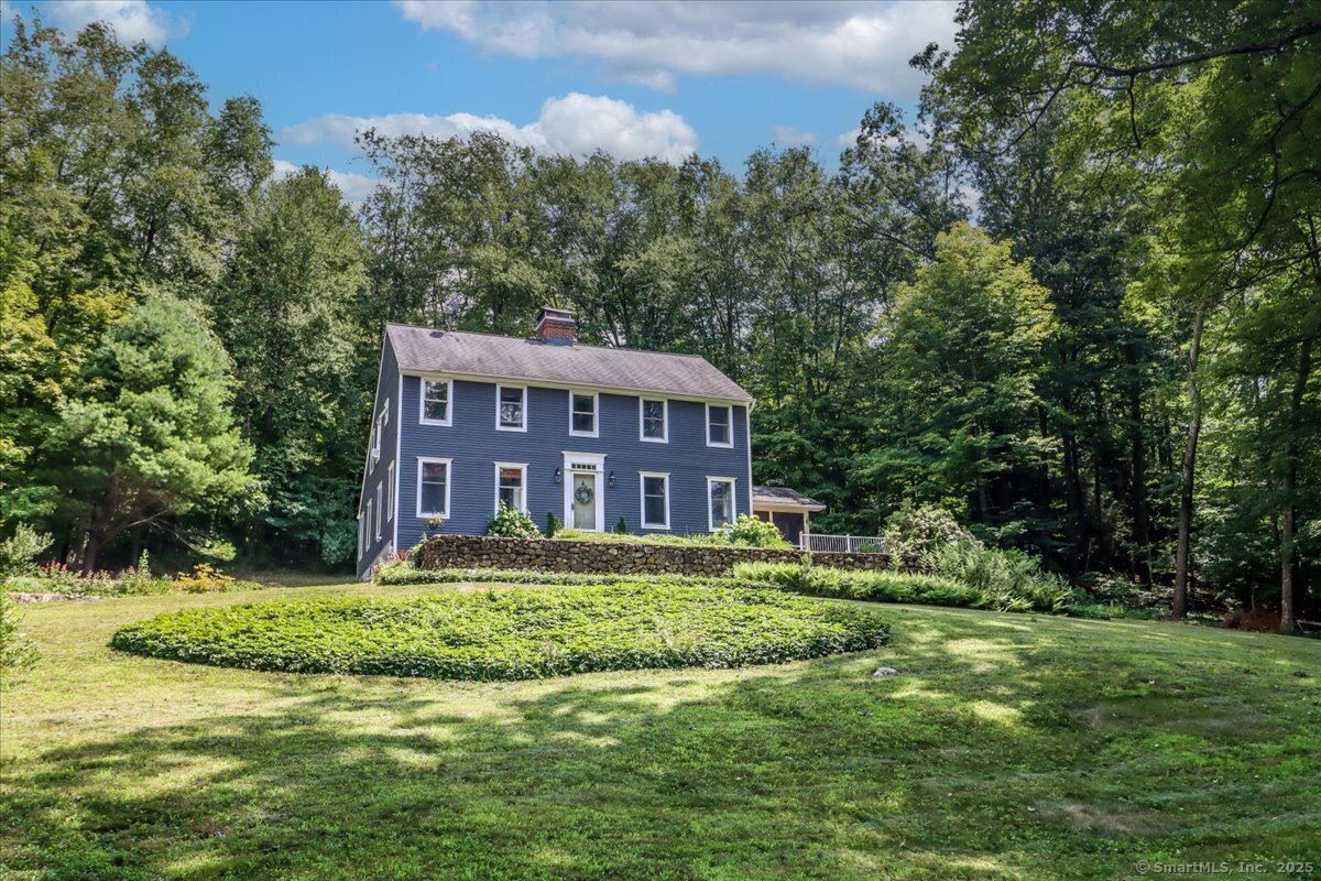 Oxford, Connecticut, 06478, United States, 3 Bedrooms Bedrooms, ,3 BathroomsBathrooms,Residential,For Sale,1916660