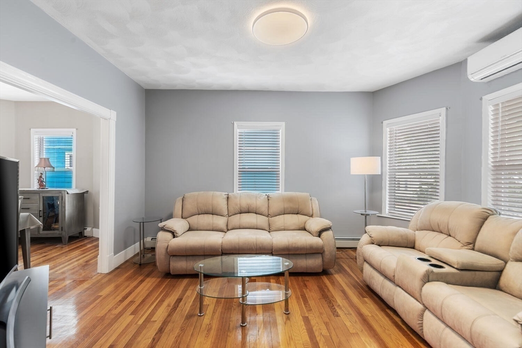 Malden, Massachusetts, 02148, United States, 5 Bedrooms Bedrooms, ,3 BathroomsBathrooms,Residential,For Sale,2033163