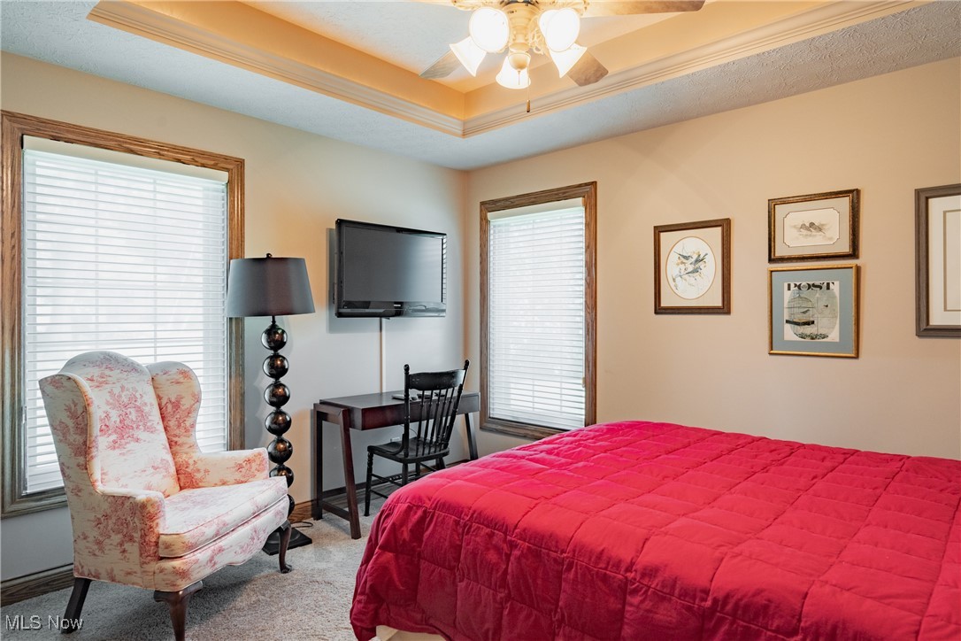 Vienna, West Virginia, 26105, United States, 4 Bedrooms Bedrooms, ,3 BathroomsBathrooms,Residential,For Sale,1902591