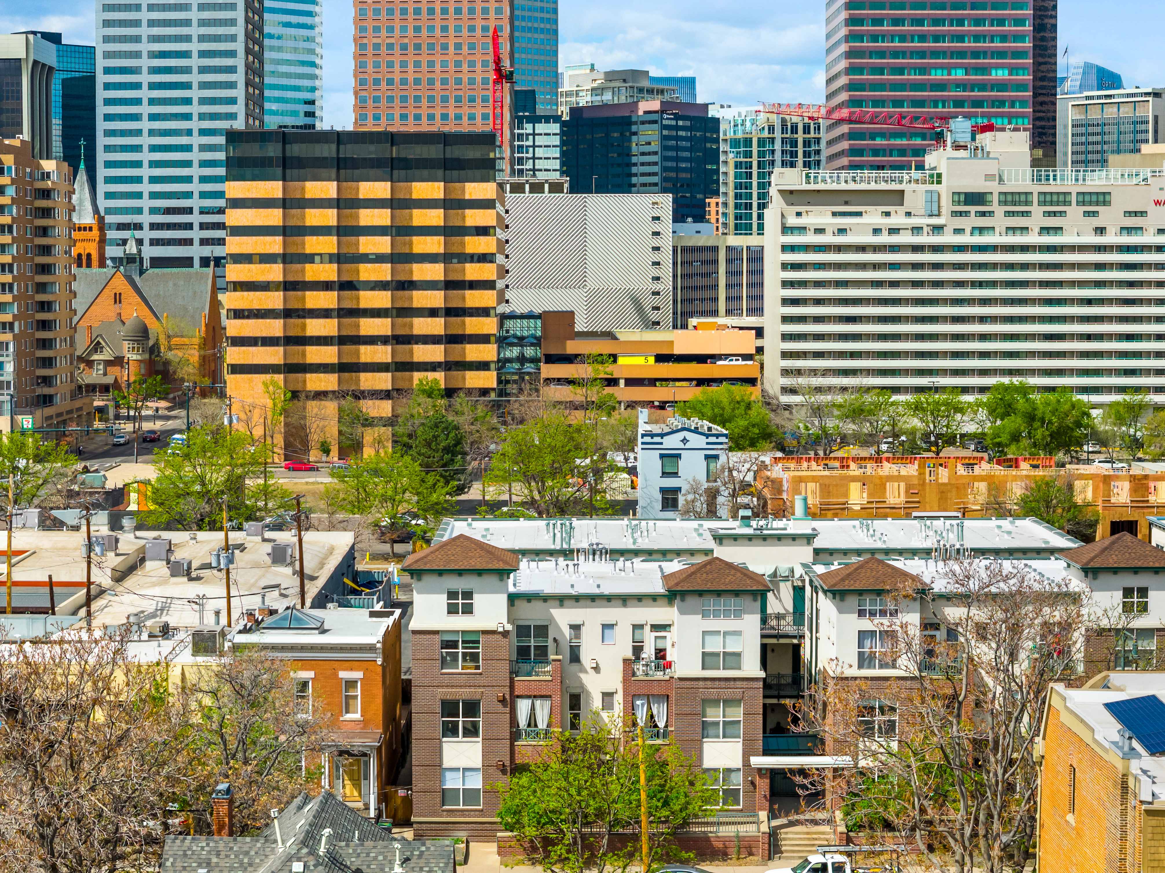  Window-Wrapped Corner Unit - 物件實景