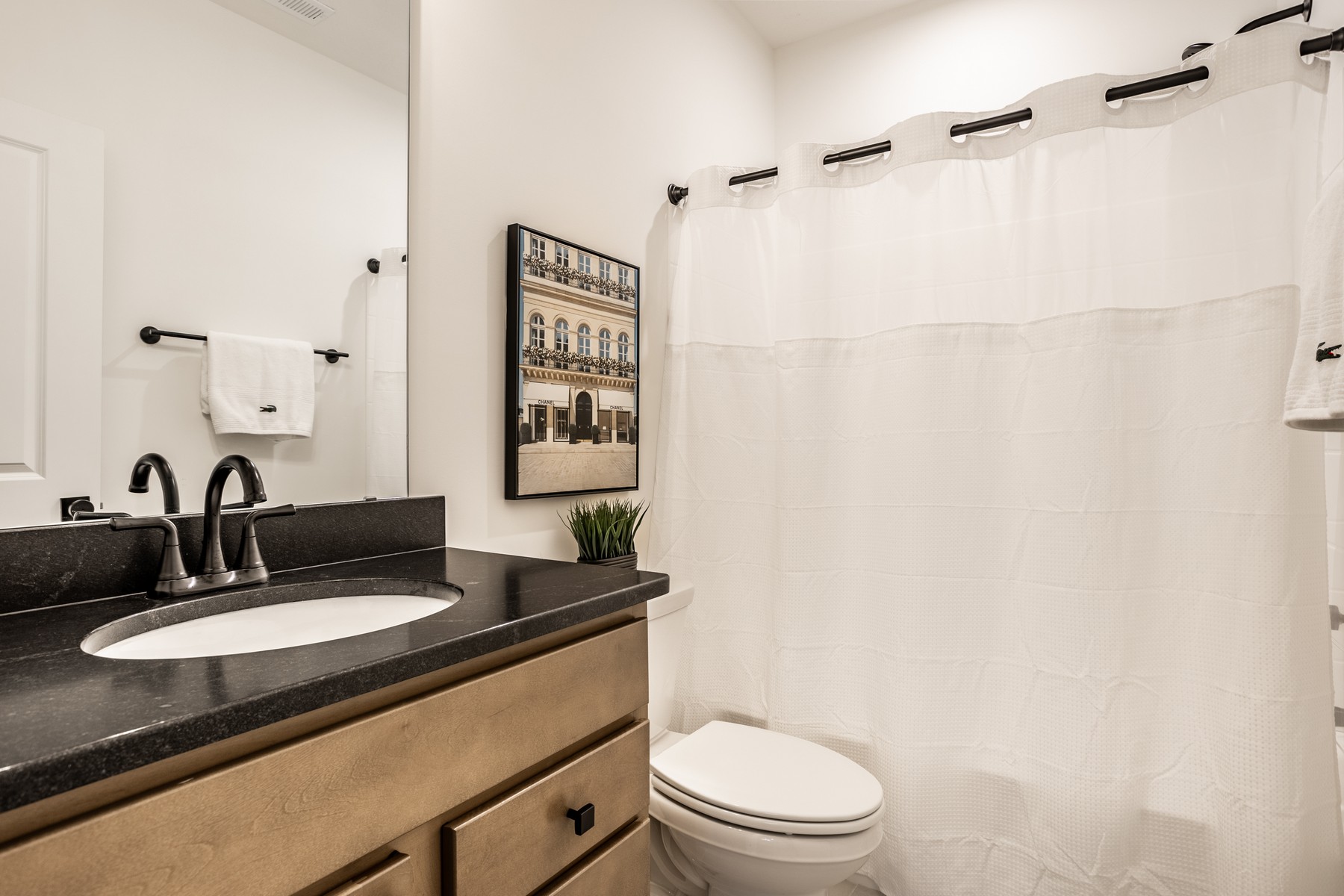  Beautifully Designed 5 Bedroom Home in Desirable Westfield Neighborhood - 物件實景