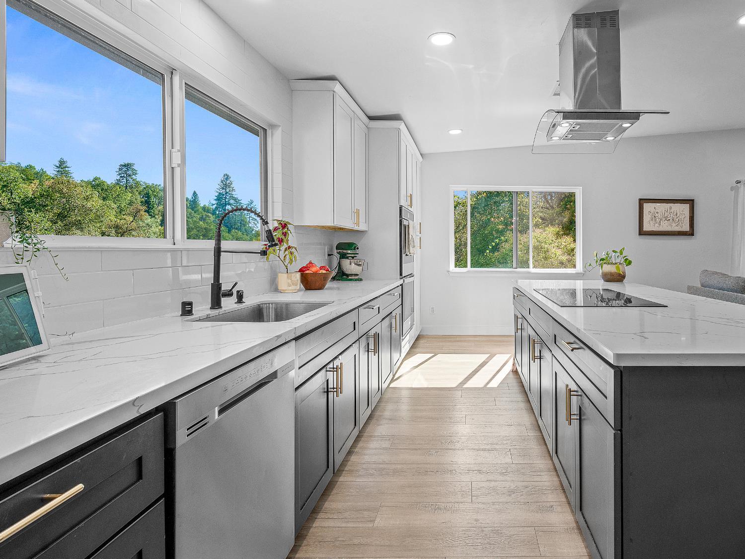 Shingle Springs, California, 95682, United States, 4 Bedrooms Bedrooms, ,3 BathroomsBathrooms,Residential,For Sale,1982328