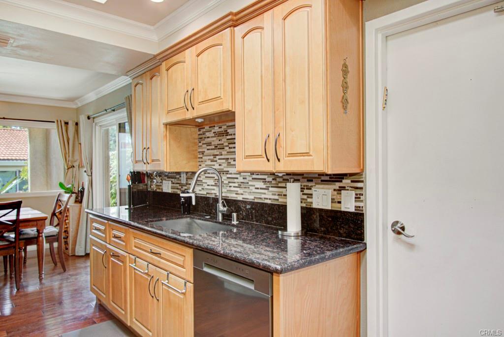 Laguna Woods, California, 92637, United States, 2 Bedrooms Bedrooms, ,Residential,For Sale,1880064