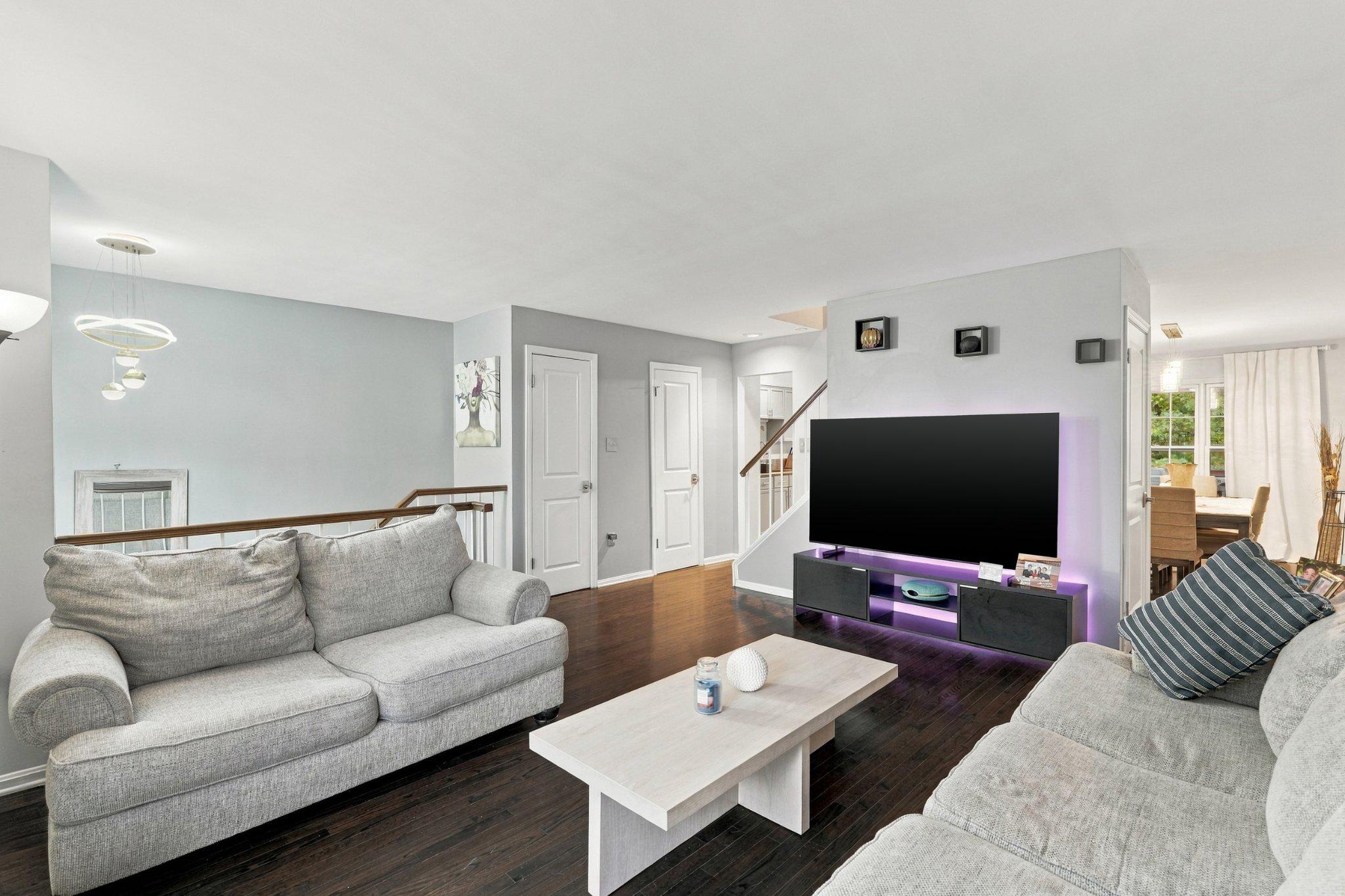  12222 Apple Orchard Court, Fairfax, VA, 22033 - 物件實景