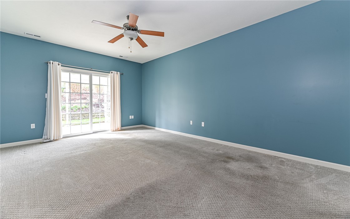 Richland, Pennsylvania, 15044, United States, 3 Bedrooms Bedrooms, ,3 BathroomsBathrooms,Residential,For Sale,1991819