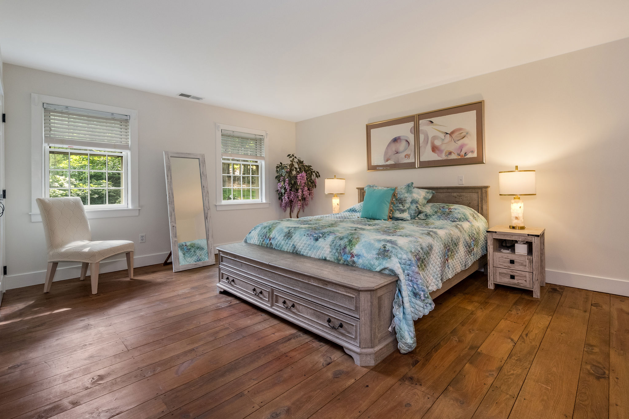  Experience shoreline luxury in this exceptional Colonial home - 物件實景