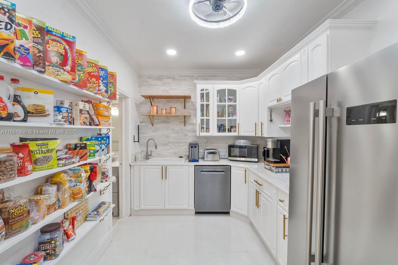 Pinecrest, Florida, 33156, United States, ,Land,For Sale,1908313