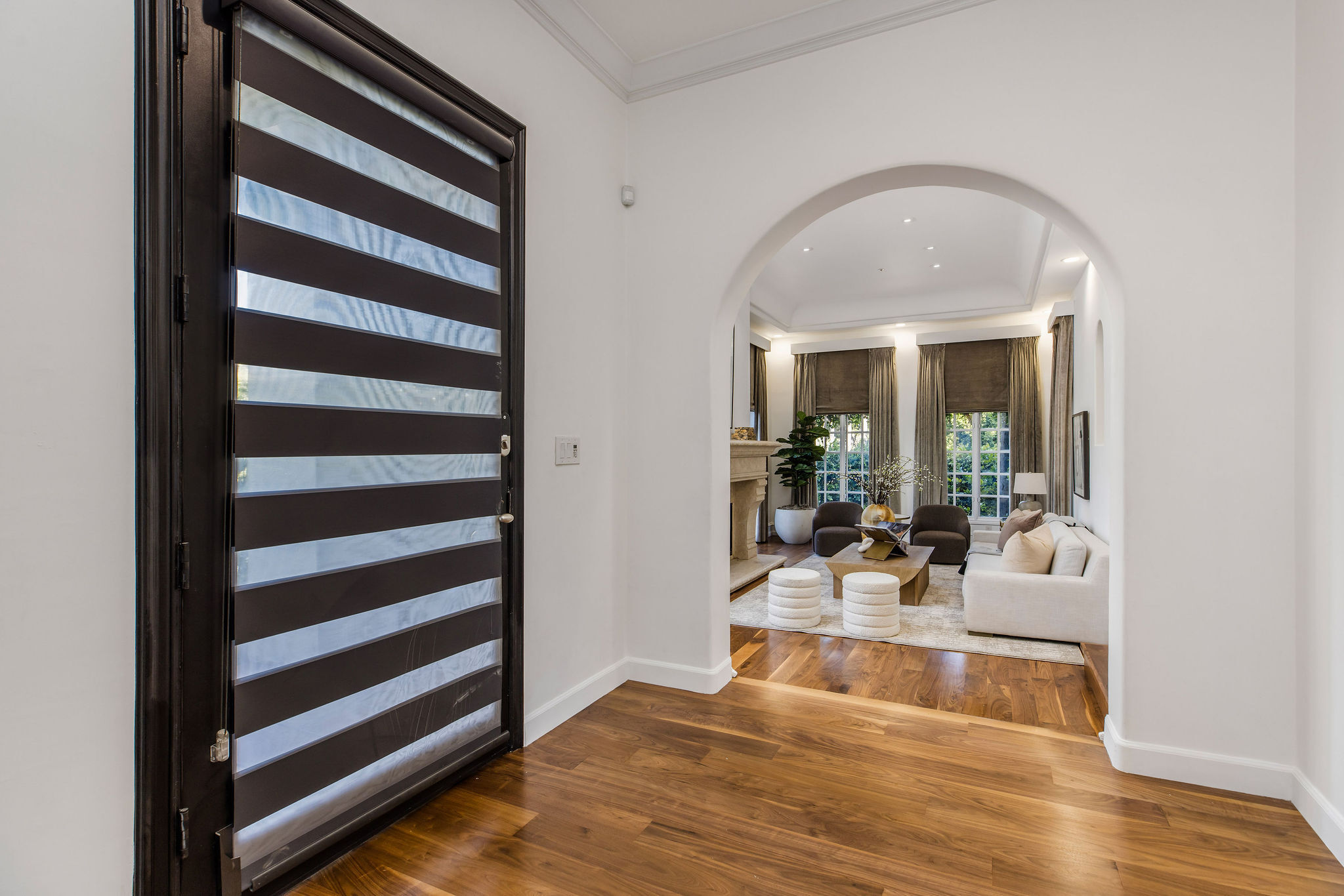  Romantic Spanish Retreat in Whitley Heights - 物件實景
