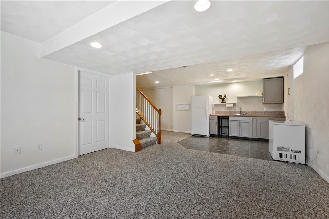 Penn Twp, Pennsylvania, 15642, United States, 5 Bedrooms Bedrooms, ,4 BathroomsBathrooms,Residential,For Sale,2001682