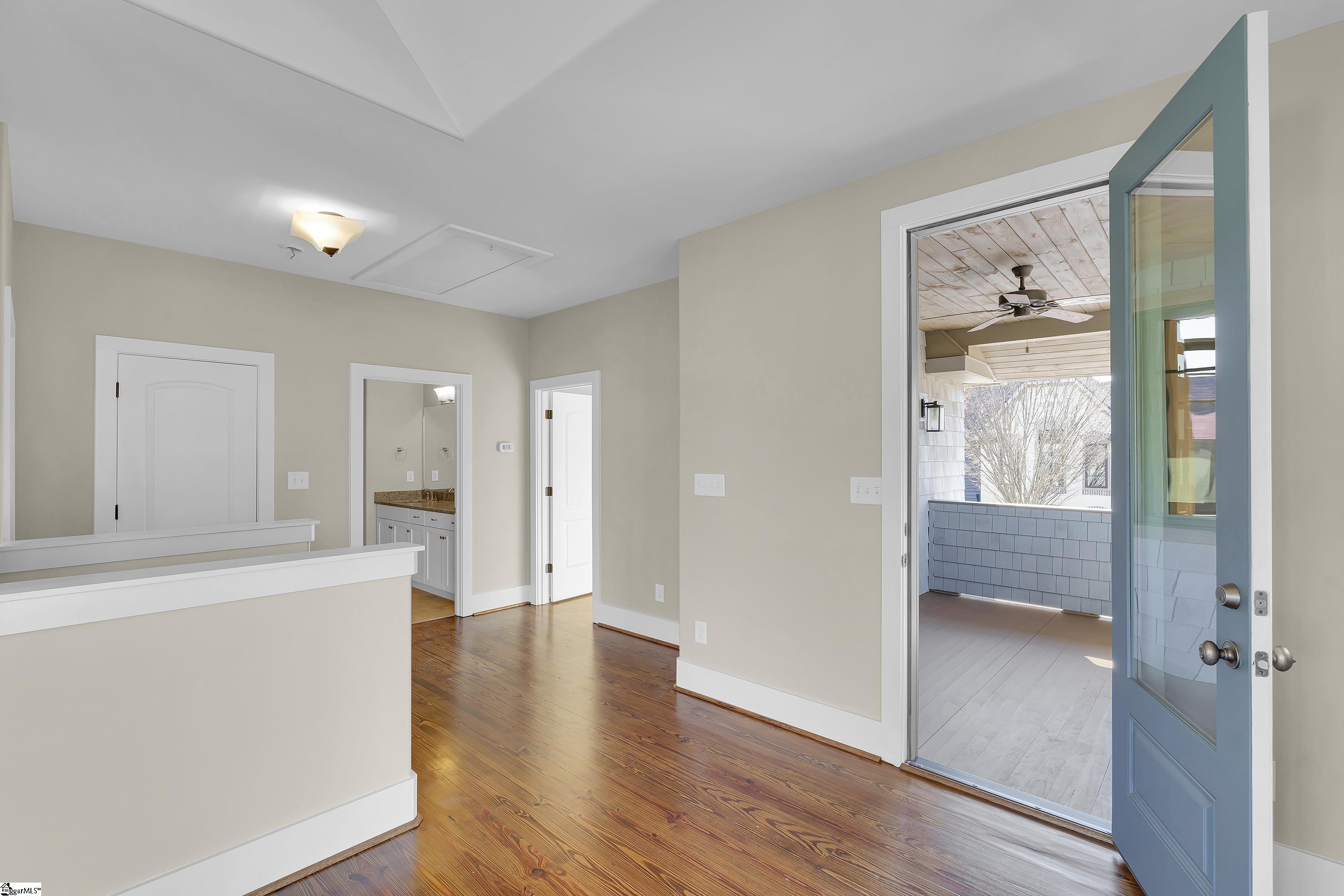 Piedmont, South Carolina, 29673, United States, 4 Bedrooms Bedrooms, ,4 BathroomsBathrooms,Residential,For Sale,2002140