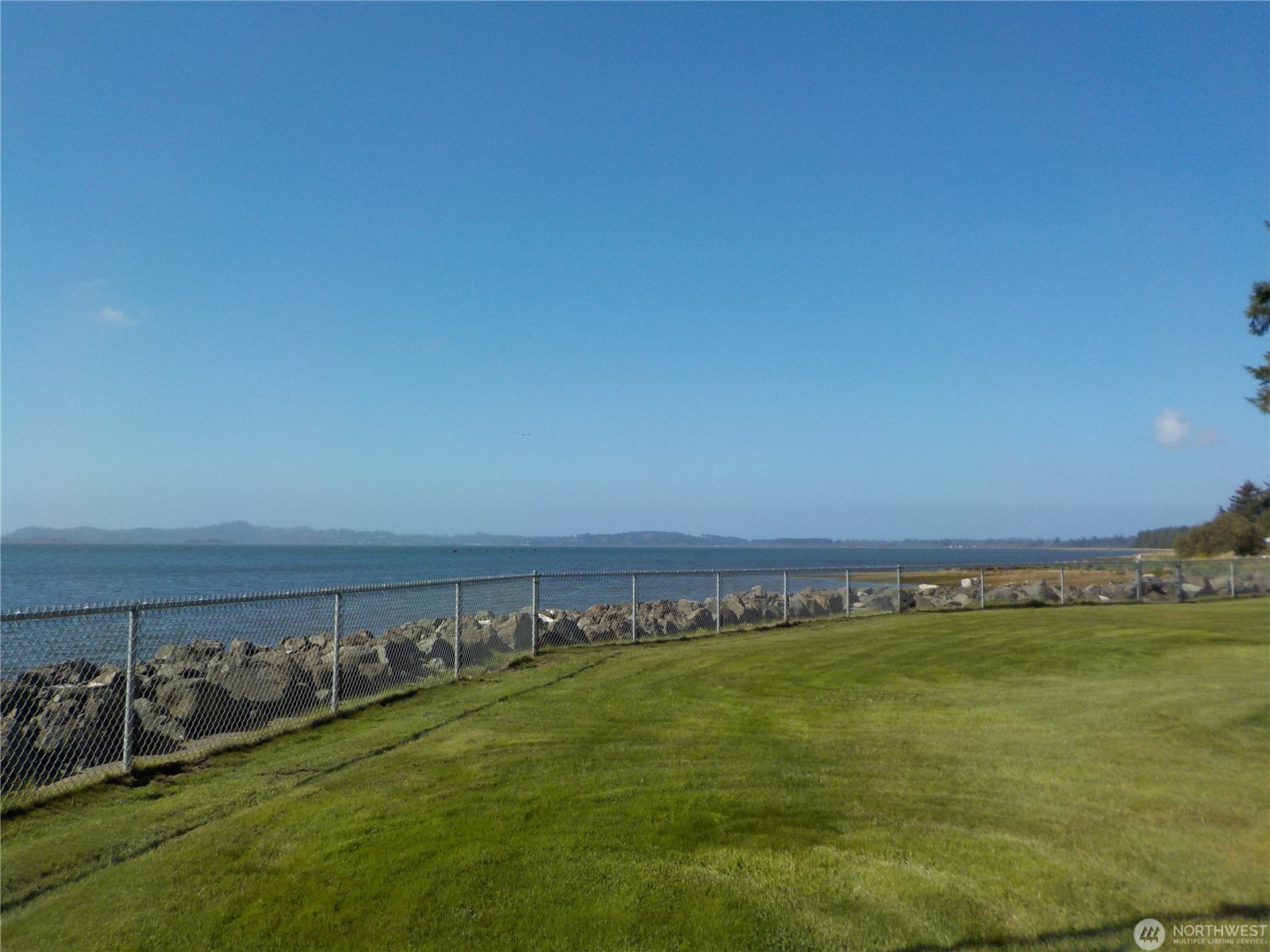 Chinook, Washington, 98614, United States, 2 Bedrooms Bedrooms, ,1 BathroomBathrooms,Residential,For Sale,1822391
