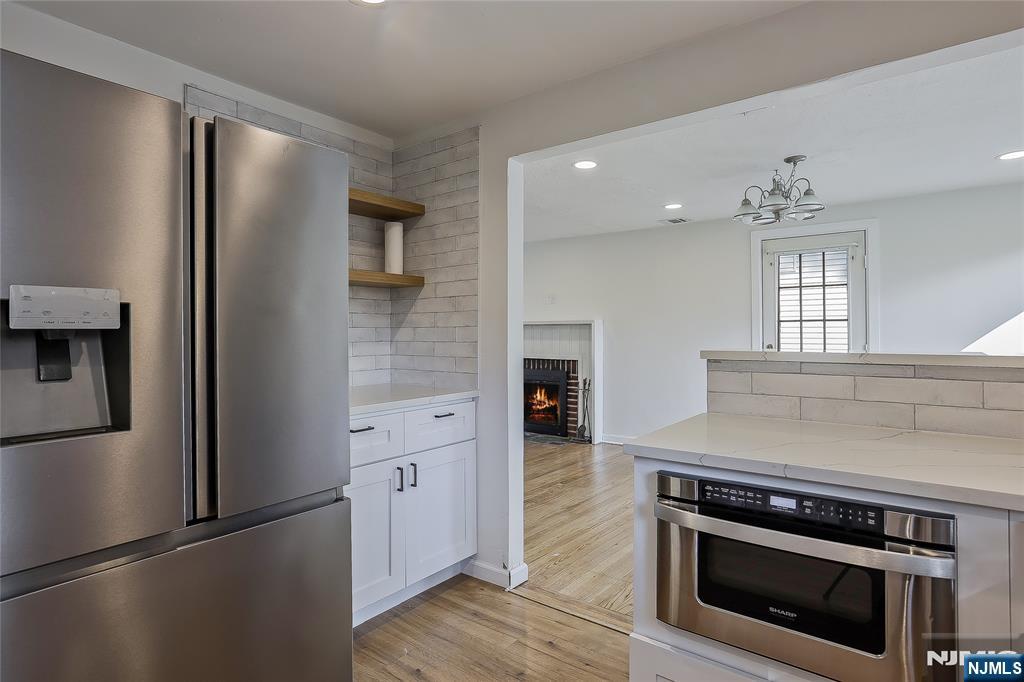 Waldwick, New Jersey, 07463, United States, 3 Bedrooms Bedrooms, ,3 BathroomsBathrooms,Residential,For Sale,1992926