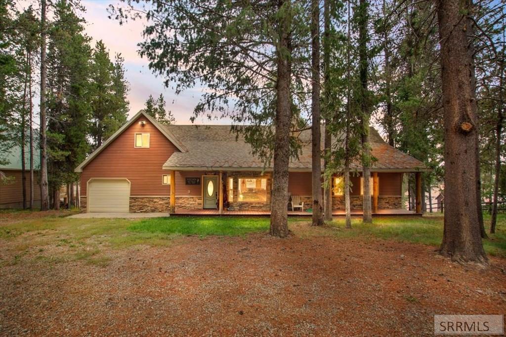 ISLAND PARK, Idaho, 83429, United States, 5 Bedrooms Bedrooms, ,5 BathroomsBathrooms,Residential,For Sale,1980298