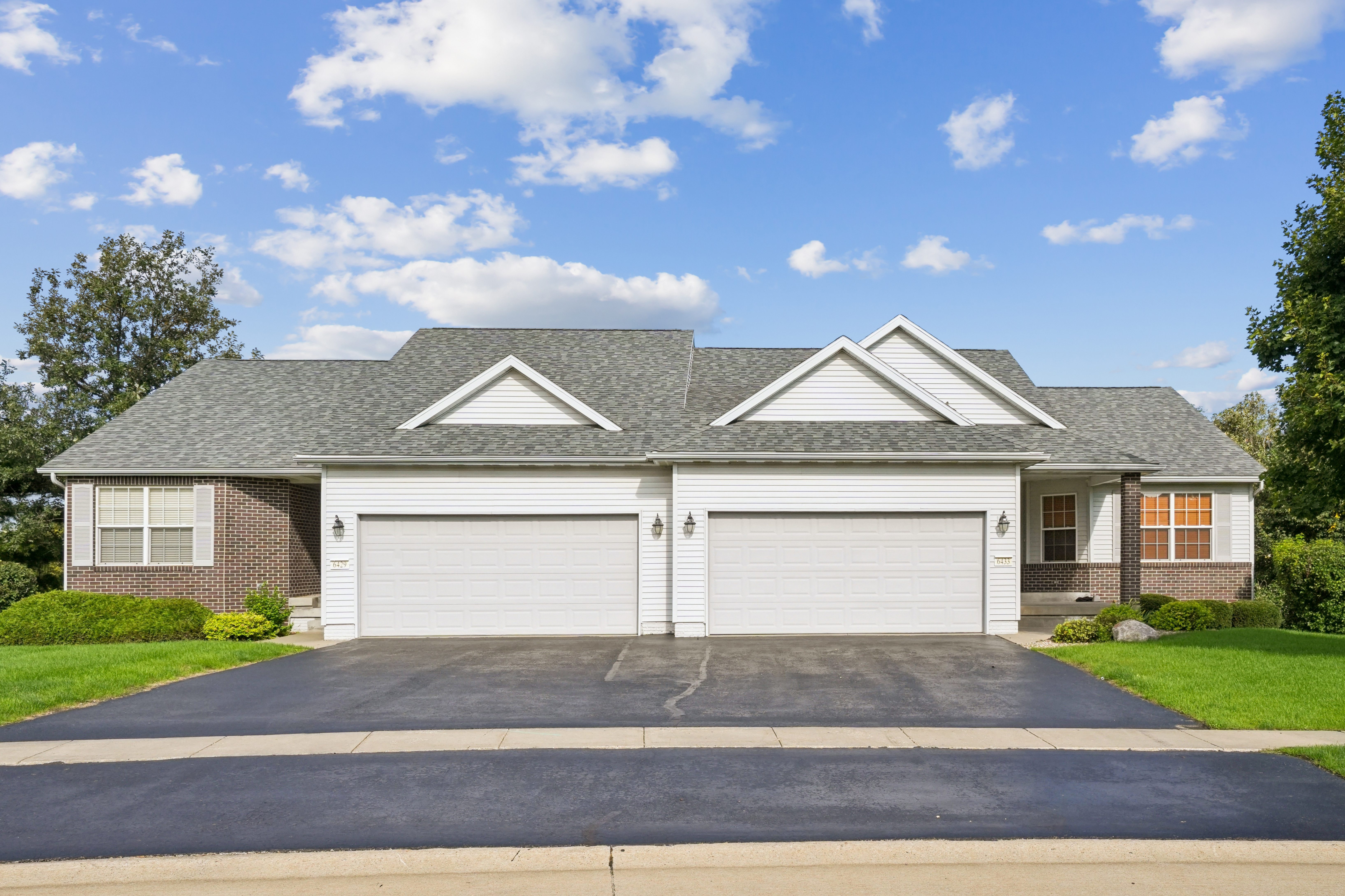 Quail Ridge Dr, Cedar Rapids, IA 52404