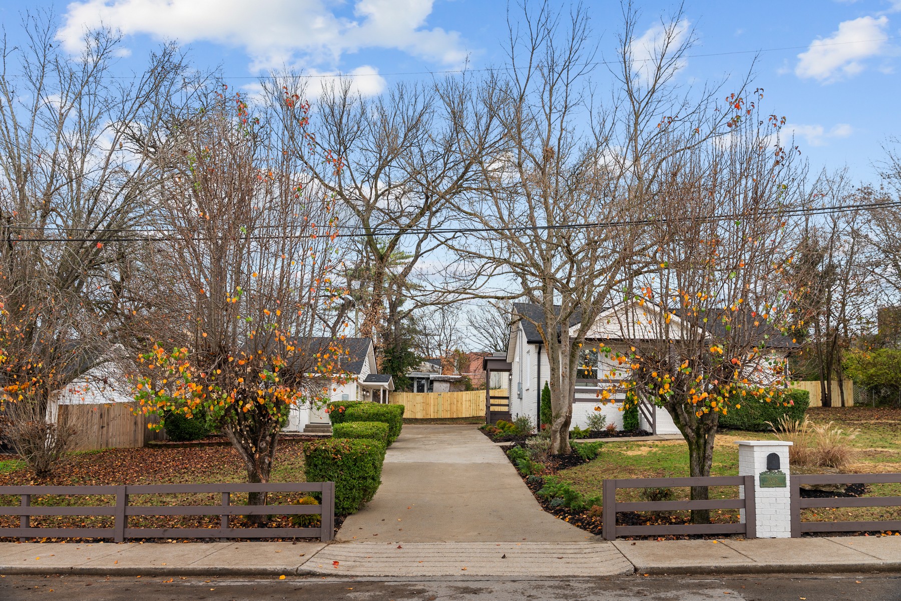 Nashville, Tennessee, 37209, United States, 4 Bedrooms Bedrooms, ,3 BathroomsBathrooms,Residential,For Sale,1999048