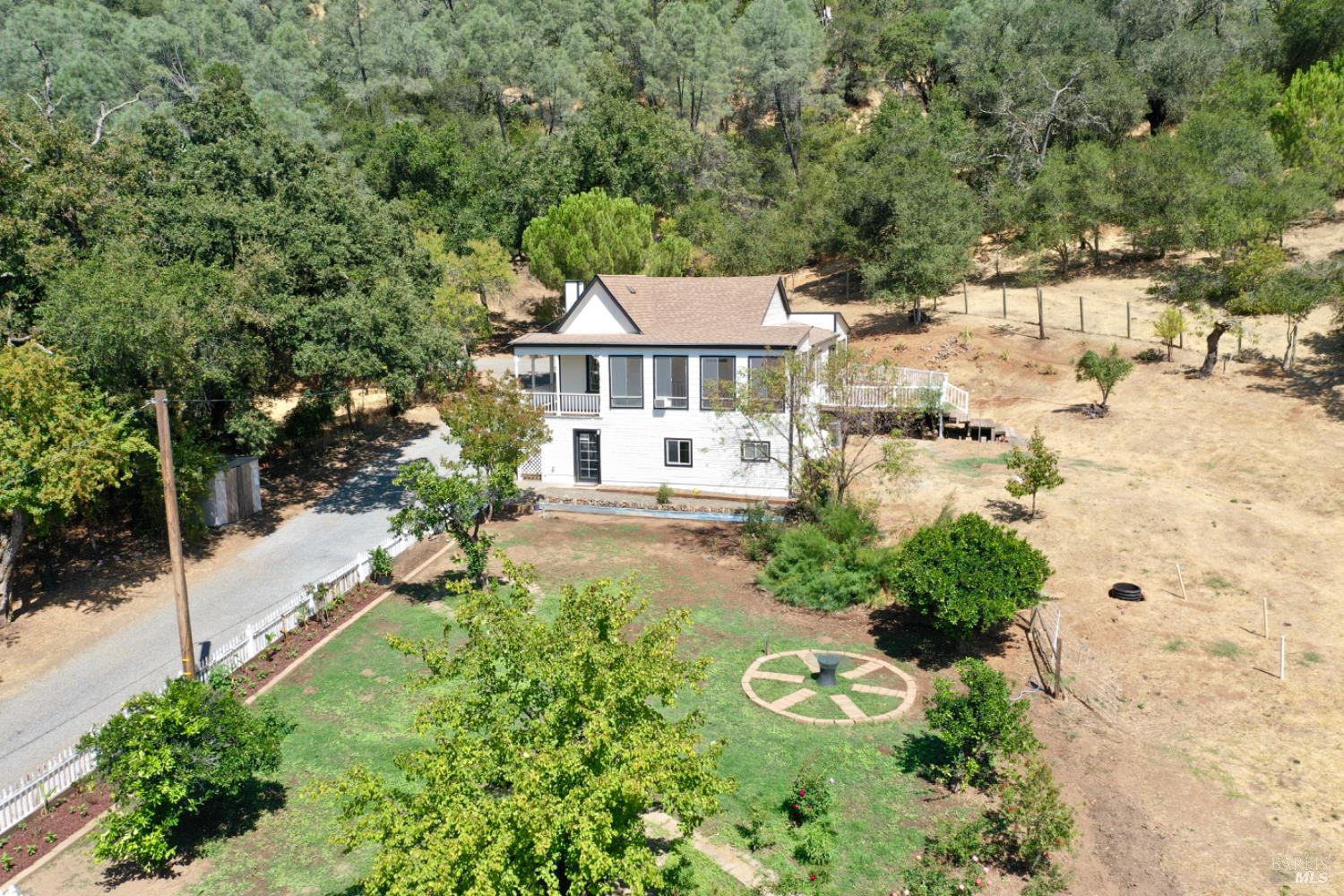 Cloverdale, California, 95425, United States, 3 Bedrooms Bedrooms, ,4 BathroomsBathrooms,Residential,For Sale,1941601