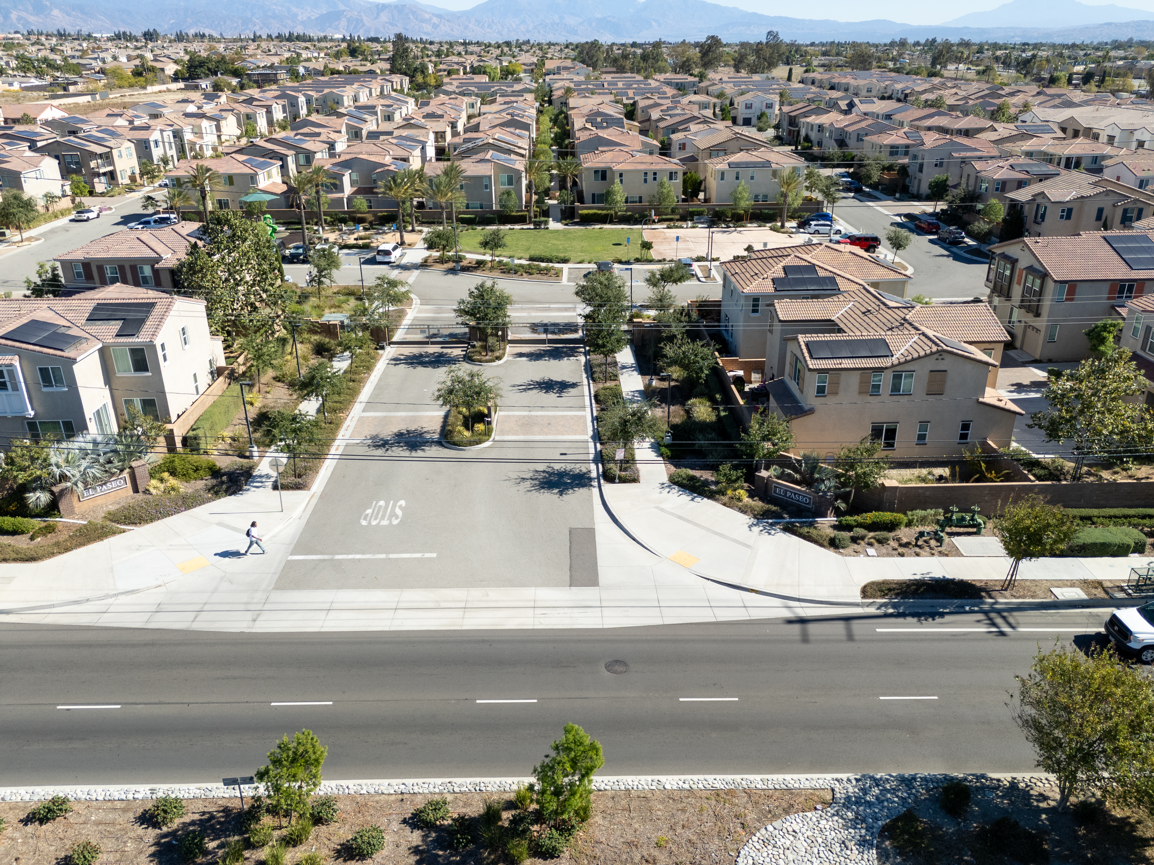  7155 Citrus Avenue, Fontana, CA 92336 - 物件實景