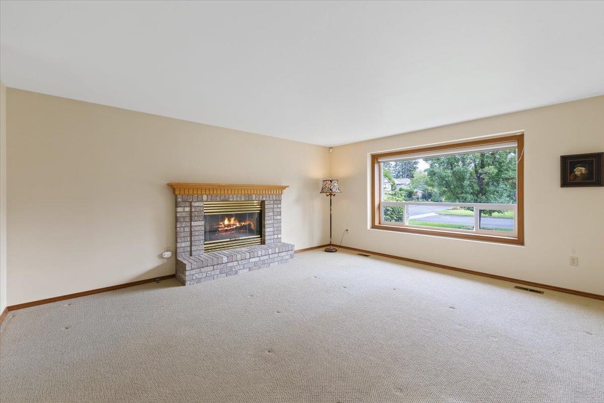 Spokane, Washington, 99223, United States, 4 Bedrooms Bedrooms, ,3 BathroomsBathrooms,Residential,For Sale,1950808