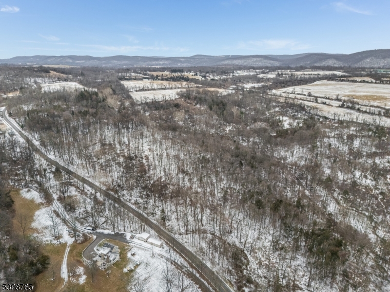 Columbia, New Jersey, 07832, United States, 3 Bedrooms Bedrooms, ,1 BathroomBathrooms,Residential,For Sale,2006110