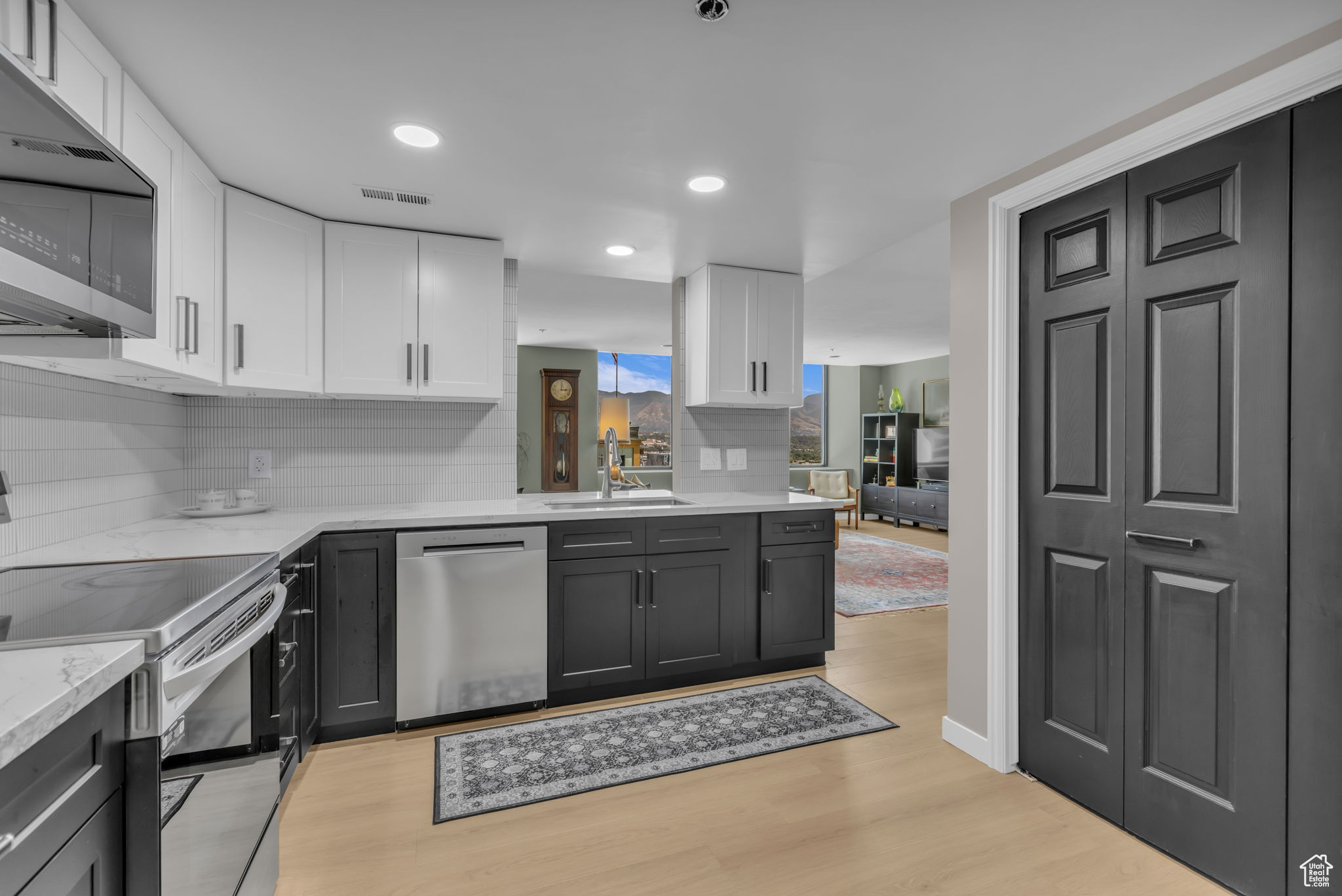 Salt Lake City, Utah, 84101, United States, 2 Bedrooms Bedrooms, ,1 BathroomBathrooms,Residential,For Sale,1898855