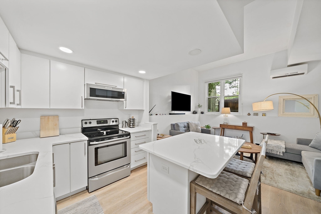 Boston, Massachusetts, 02130, United States, 4 Bedrooms Bedrooms, ,3 BathroomsBathrooms,Residential,For Sale,1925445